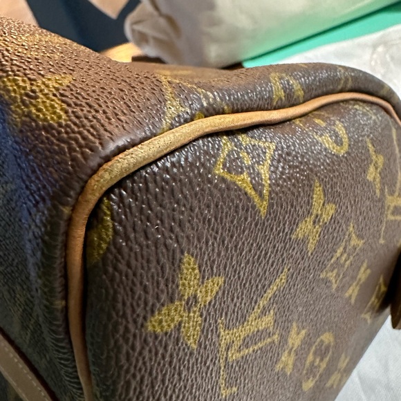 Louis Vuitton Speedy 30 by French & Co - Picture 13 of 15